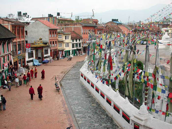 DSCN3012 zijkant stupa.jpg